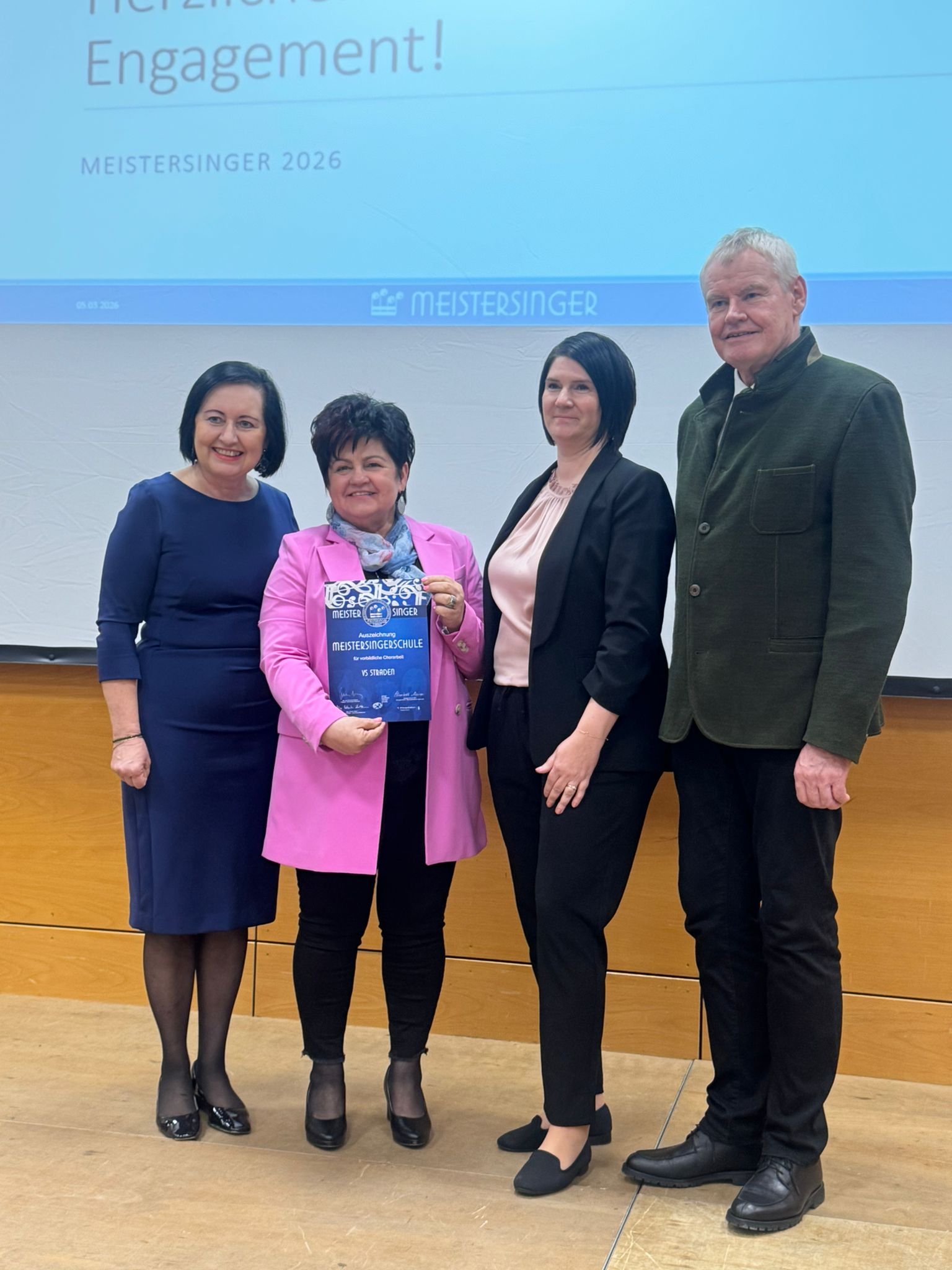 749ad72b 7c4b 41ce 9600 42a7a9fc3073