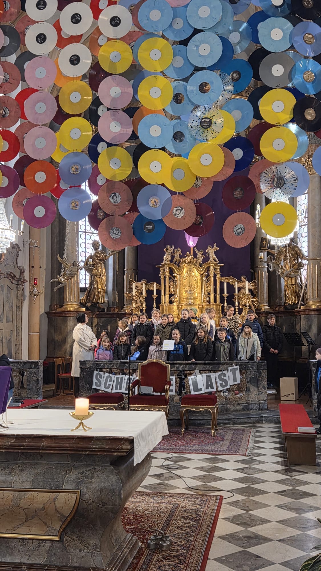 c8b36075 5a2f 4212 b73b 655149884bb7